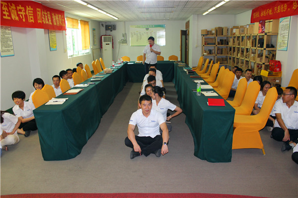 激情四射！伽立集團(tuán)7月銷(xiāo)售啟動(dòng)會(huì)順利召開(kāi)了